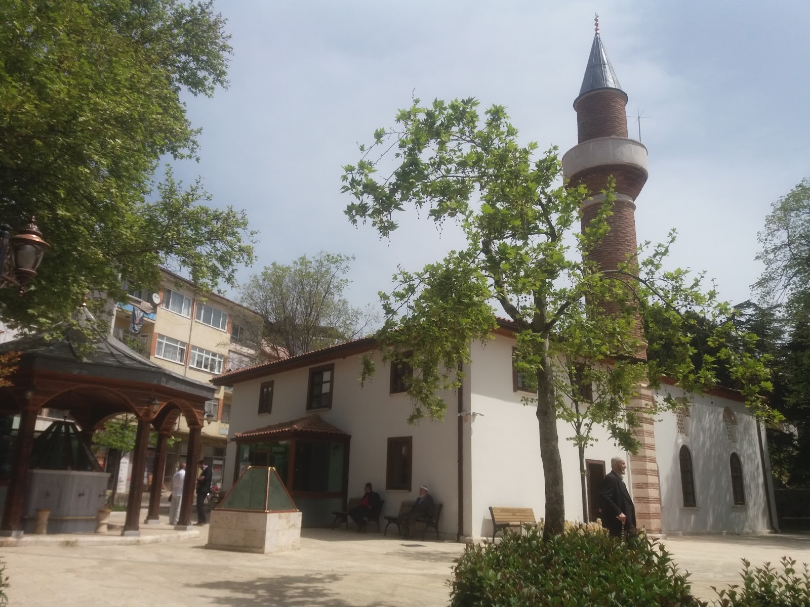 Armutlu Hacı Ali Paşa Camii