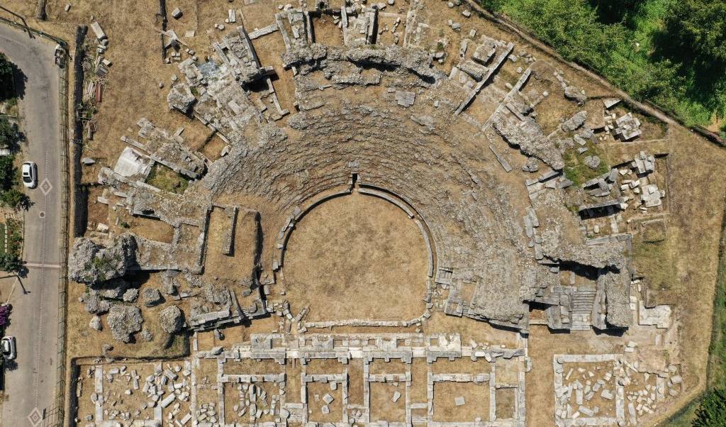 İznik Antik Roma Tiyatrosu