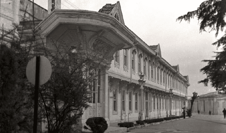 Yıldız Sarayı, Yaveran Dairesi